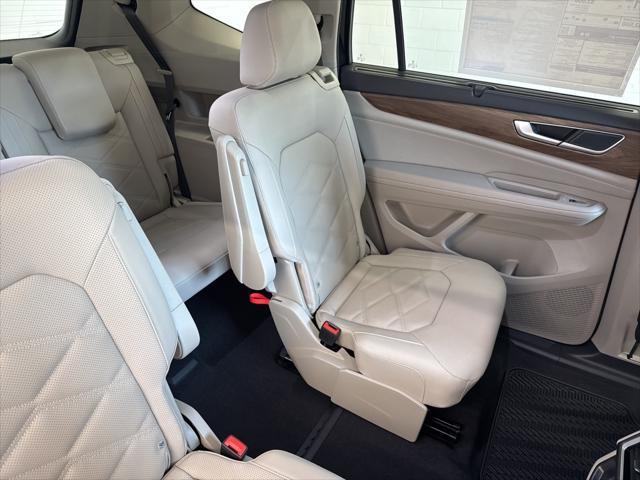 new 2025 Volkswagen Atlas car, priced at $43,541