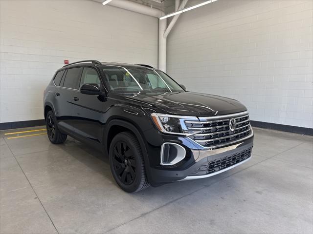 new 2025 Volkswagen Atlas car, priced at $43,541