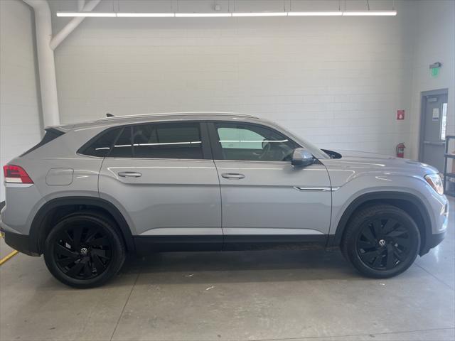 new 2024 Volkswagen Atlas Cross Sport car, priced at $40,706