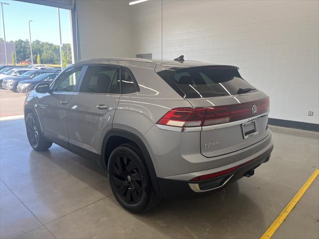 new 2024 Volkswagen Atlas Cross Sport car, priced at $40,706