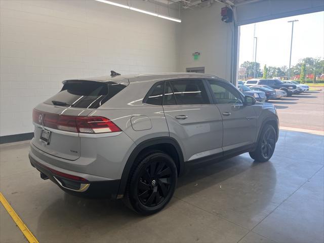 new 2024 Volkswagen Atlas Cross Sport car, priced at $40,706