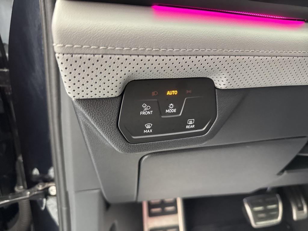 used 2025 Volkswagen Atlas car, priced at $41,271