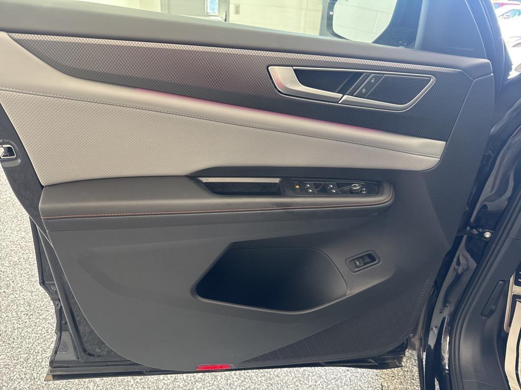 used 2025 Volkswagen Atlas car, priced at $41,271