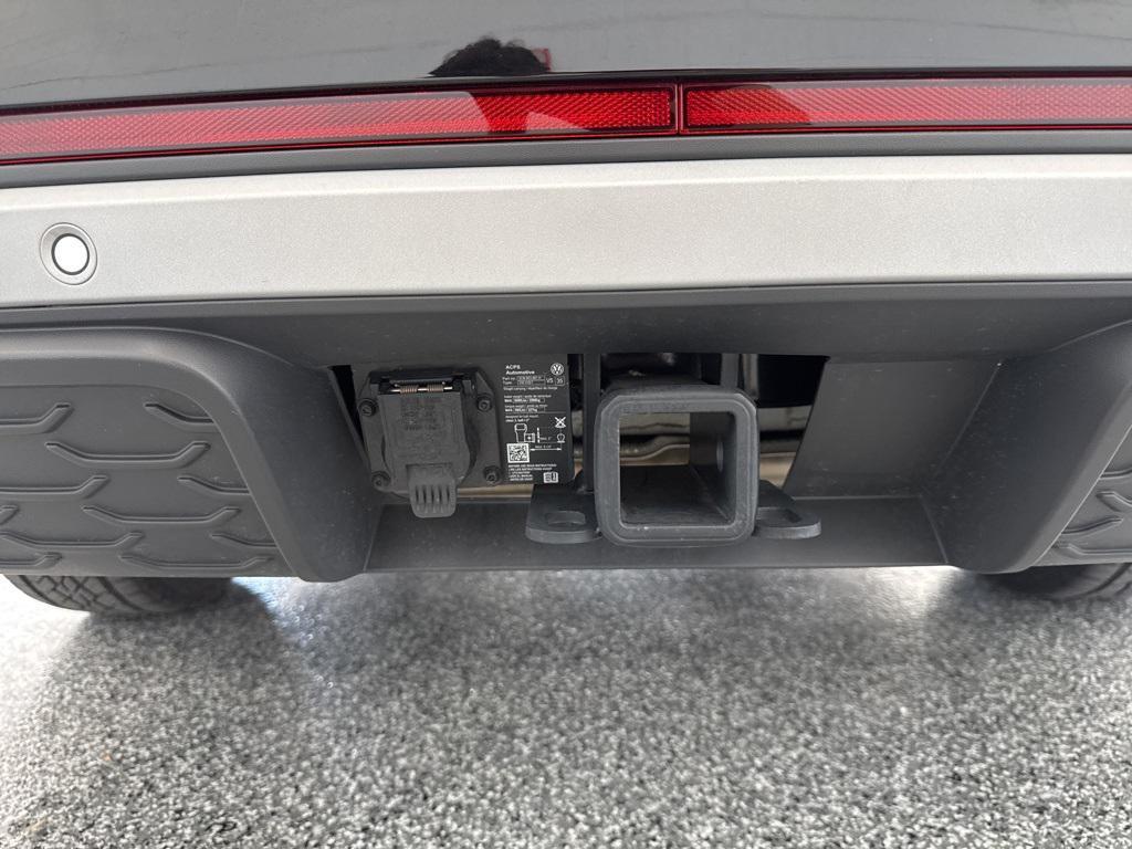 used 2025 Volkswagen Atlas car, priced at $41,271