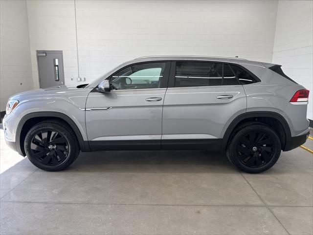 new 2025 Volkswagen Atlas Cross Sport car, priced at $43,603
