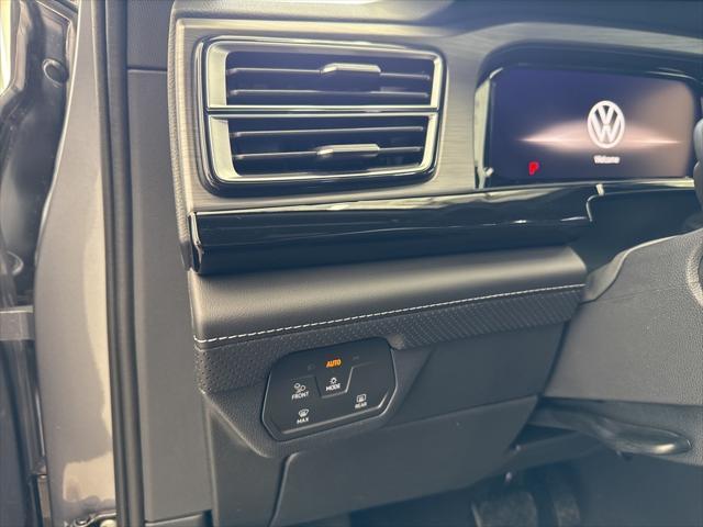 new 2025 Volkswagen Atlas Cross Sport car, priced at $43,603