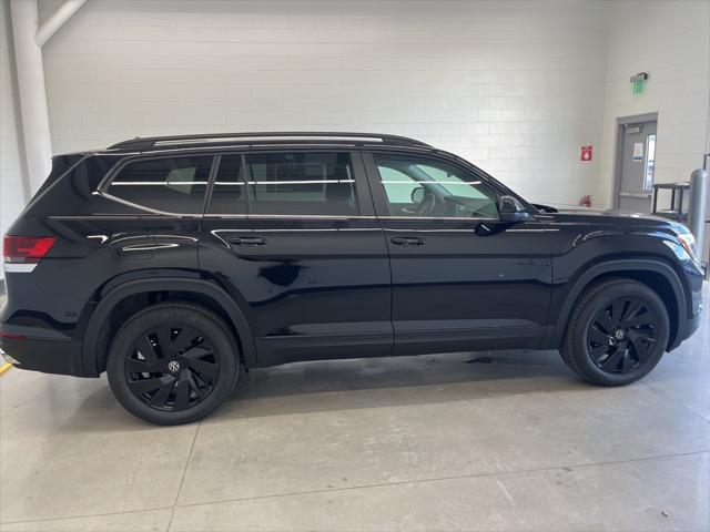 new 2024 Volkswagen Atlas car, priced at $41,615