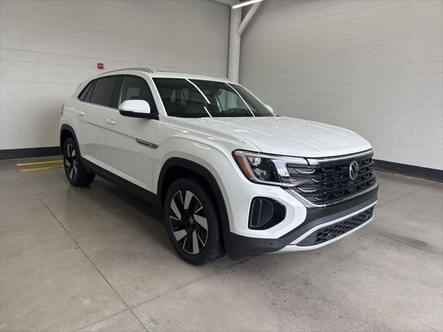 new 2025 Volkswagen Atlas Cross Sport car, priced at $43,091