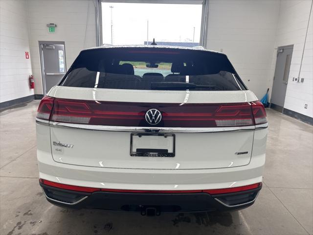 new 2025 Volkswagen Atlas Cross Sport car, priced at $43,091