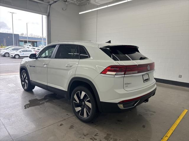 new 2025 Volkswagen Atlas Cross Sport car, priced at $43,091