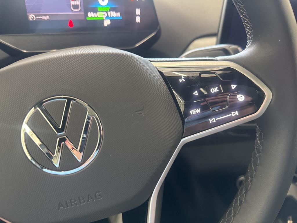 new 2025 Volkswagen ID.4 car, priced at $45,973