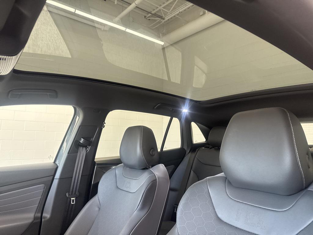 new 2025 Volkswagen ID.4 car, priced at $45,973