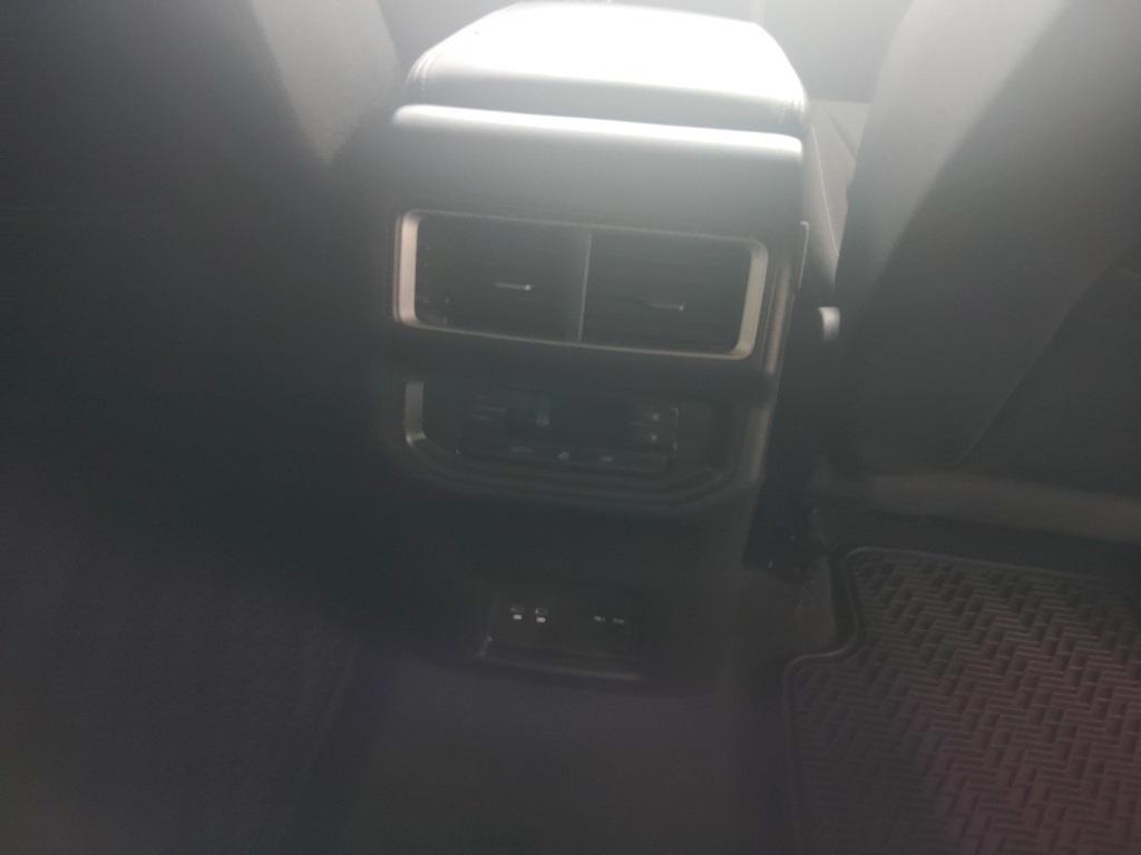 new 2026 Volkswagen Atlas car, priced at $46,088