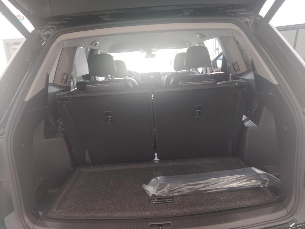 new 2026 Volkswagen Atlas car, priced at $46,088