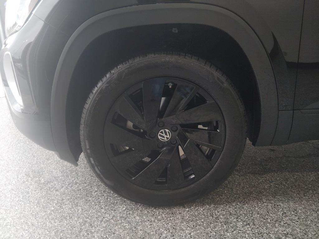 new 2026 Volkswagen Atlas car, priced at $46,088