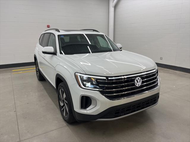 new 2025 Volkswagen Atlas car, priced at $44,561