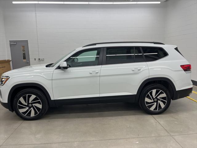 new 2025 Volkswagen Atlas car, priced at $44,561