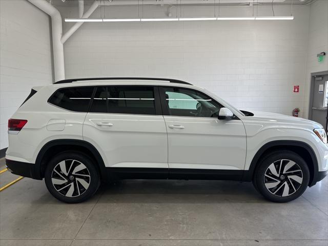 new 2024 Volkswagen Atlas car, priced at $39,350