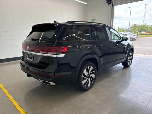 new 2024 Volkswagen Atlas car, priced at $37,616