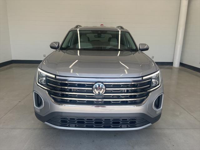 new 2024 Volkswagen Atlas car, priced at $40,415