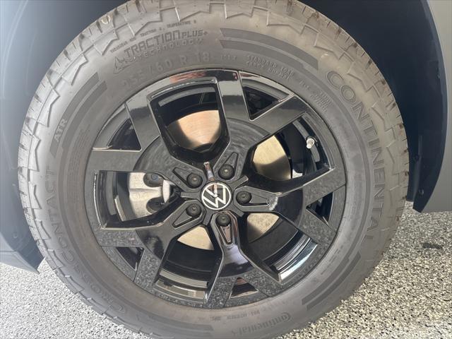 new 2025 Volkswagen Atlas car, priced at $44,514