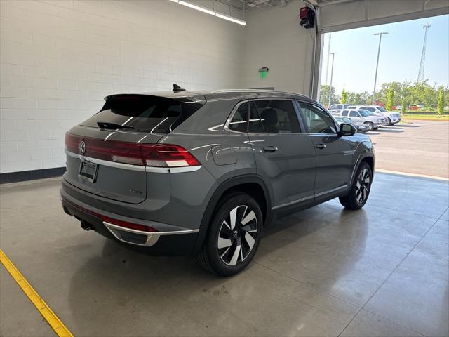 new 2024 Volkswagen Atlas Cross Sport car, priced at $42,271