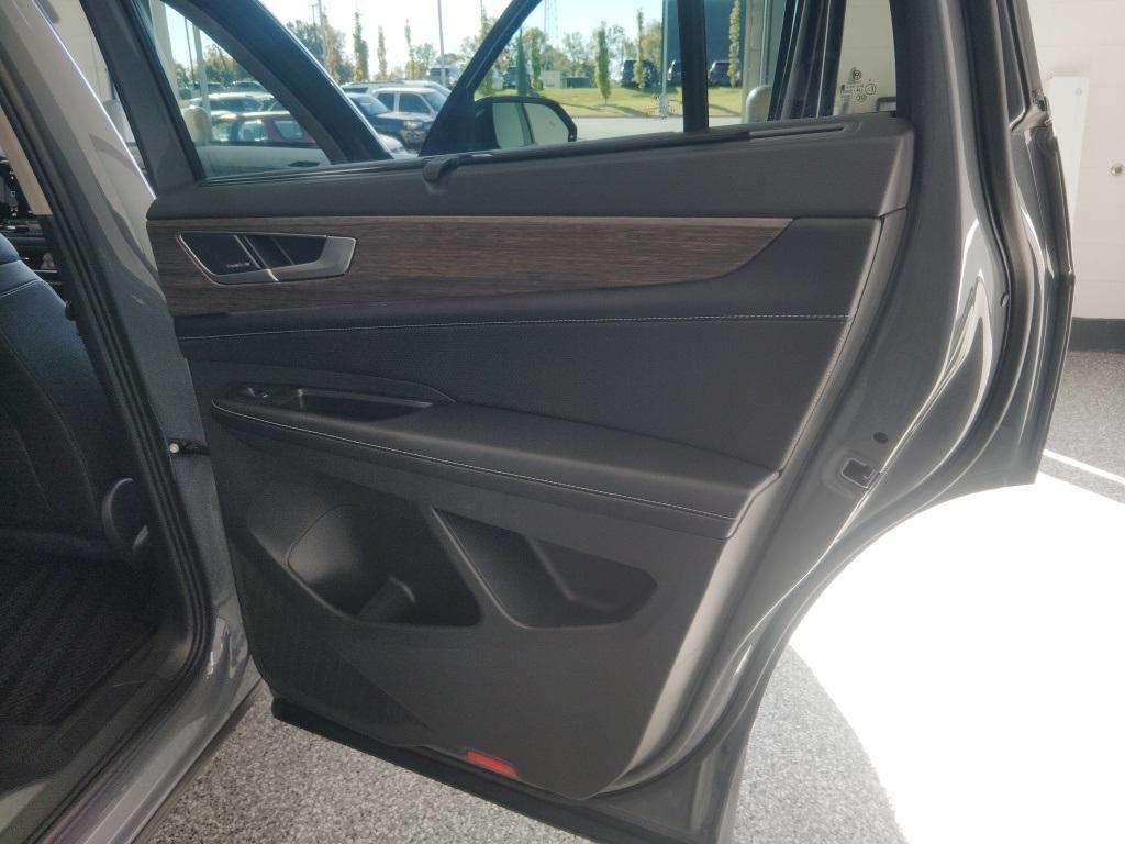 new 2026 Volkswagen Atlas car, priced at $54,716