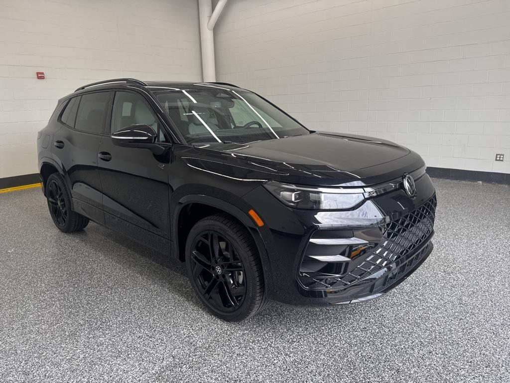 new 2025 Volkswagen Tiguan car, priced at $37,054