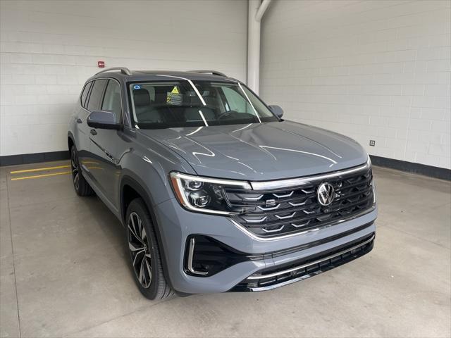 new 2025 Volkswagen Atlas car, priced at $53,081