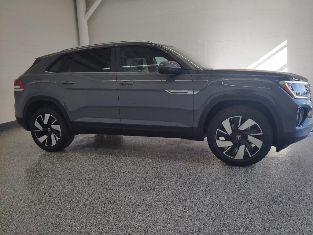 new 2026 Volkswagen Atlas Cross Sport car, priced at $45,831