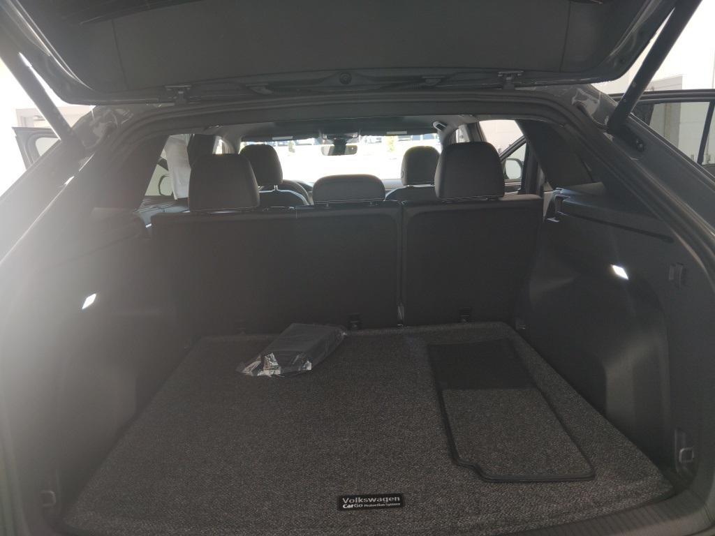 new 2026 Volkswagen Atlas Cross Sport car, priced at $45,831