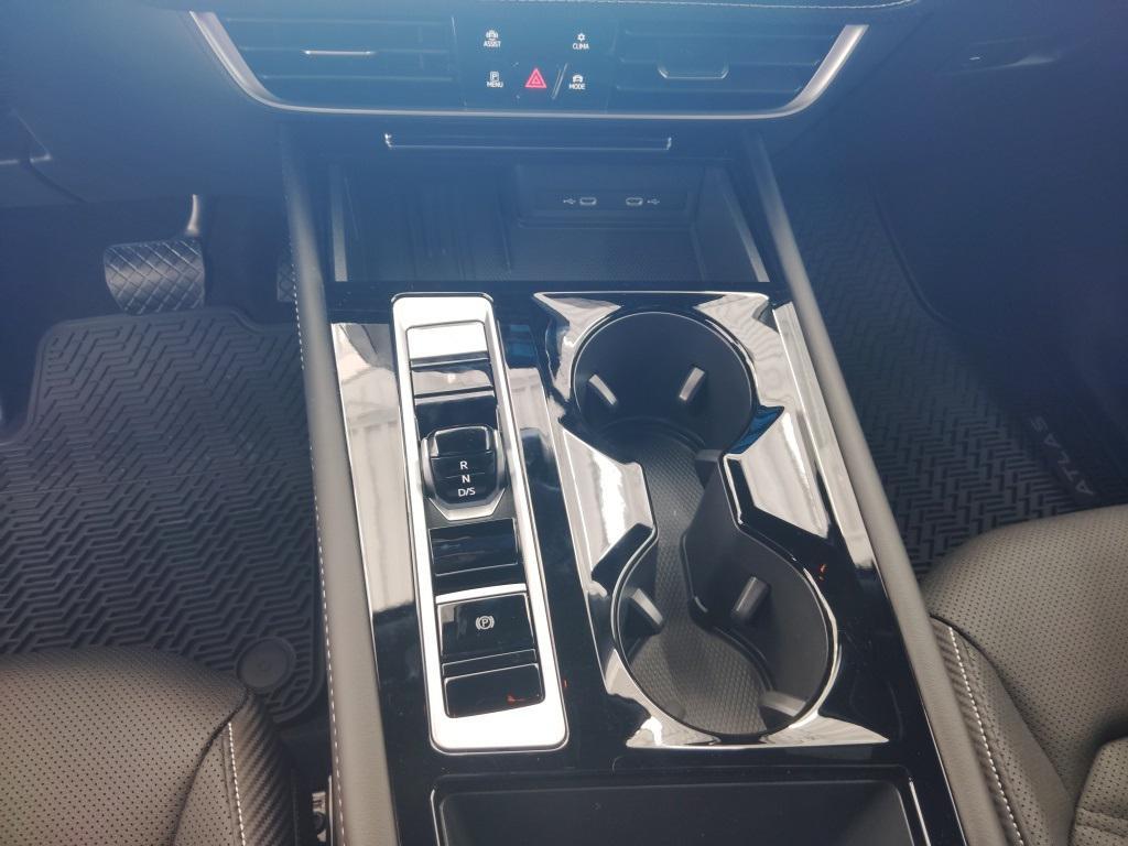 new 2026 Volkswagen Atlas Cross Sport car, priced at $45,831