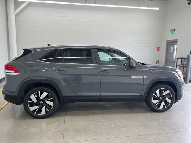 new 2024 Volkswagen Atlas Cross Sport car, priced at $39,306