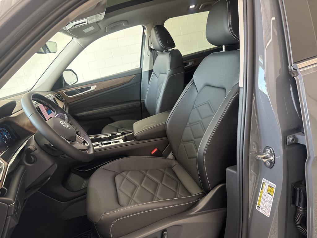 new 2026 Volkswagen Atlas car, priced at $47,791