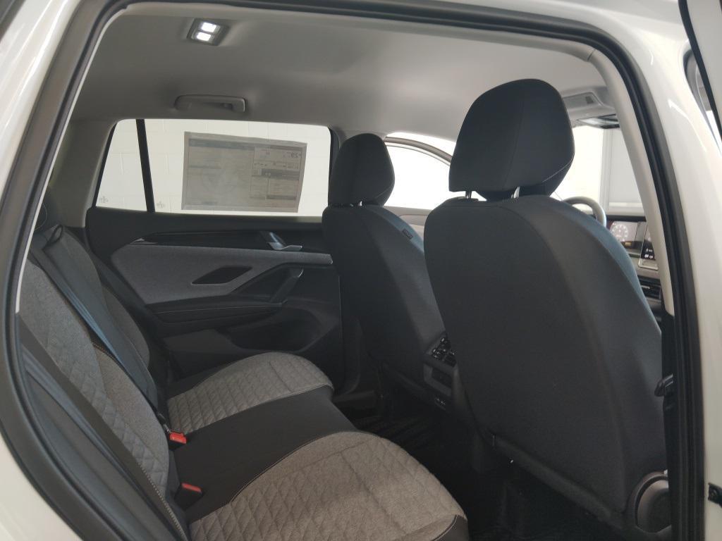 new 2026 Volkswagen Tiguan car, priced at $31,600