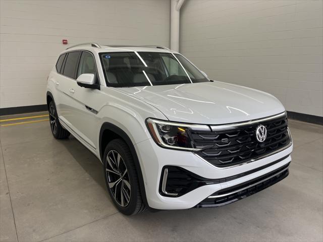 new 2025 Volkswagen Atlas car, priced at $53,311