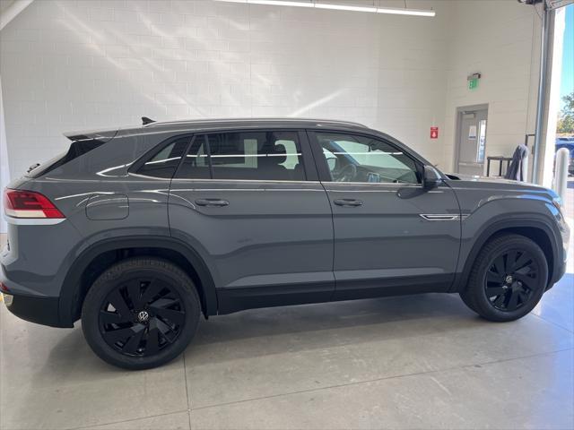 new 2025 Volkswagen Atlas Cross Sport car, priced at $45,366