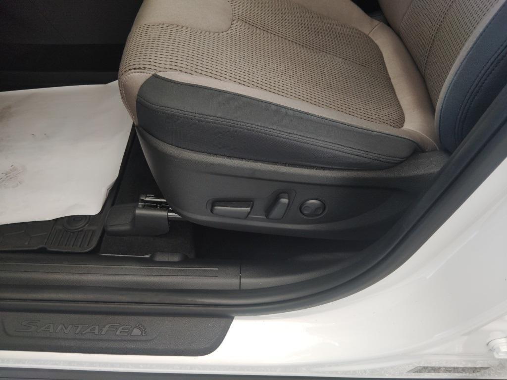 used 2023 Hyundai Santa Fe car, priced at $19,998