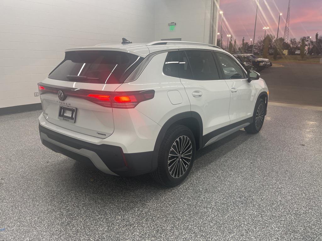 new 2026 Volkswagen Tiguan car, priced at $33,053