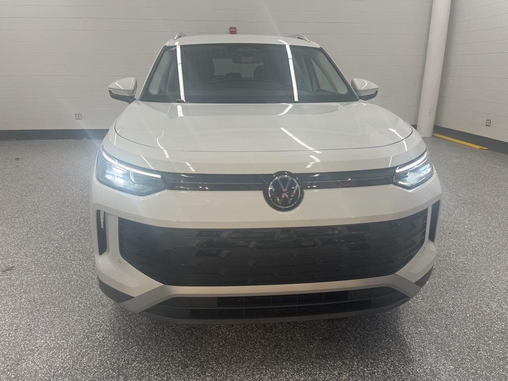 new 2026 Volkswagen Tiguan car, priced at $33,053