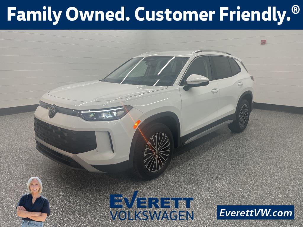 new 2026 Volkswagen Tiguan car, priced at $33,053