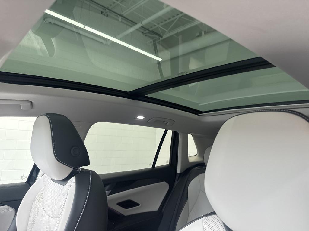new 2025 Volkswagen Tiguan car, priced at $35,260