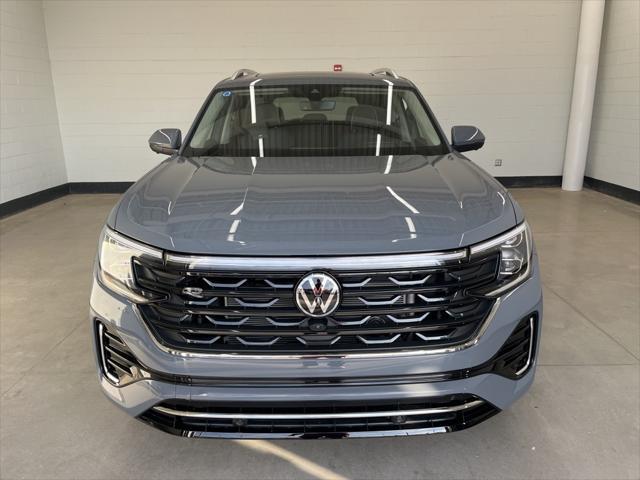 new 2025 Volkswagen Atlas car, priced at $53,081