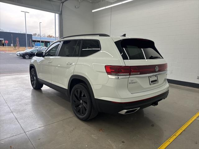 new 2025 Volkswagen Atlas car, priced at $45,154