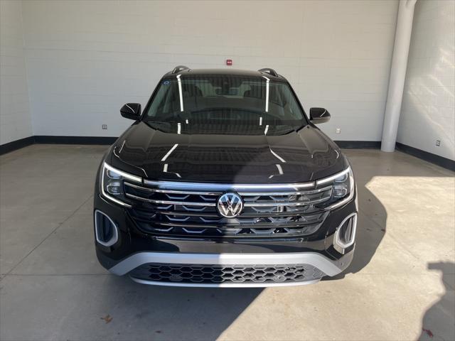 new 2025 Volkswagen Atlas car, priced at $43,771
