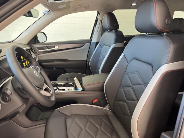 new 2025 Volkswagen Atlas car, priced at $43,771