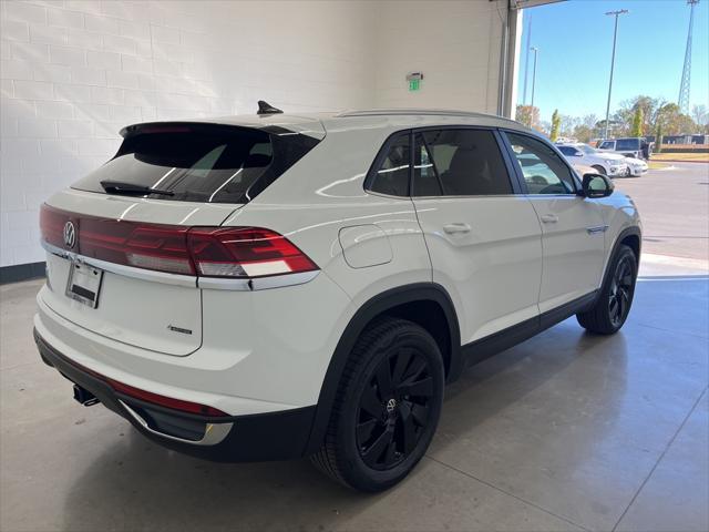 new 2025 Volkswagen Atlas Cross Sport car, priced at $44,911