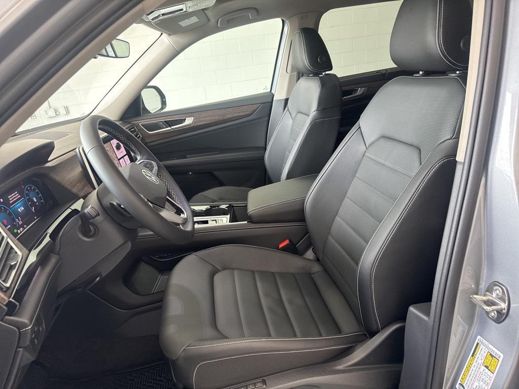 new 2026 Volkswagen Atlas car, priced at $50,821