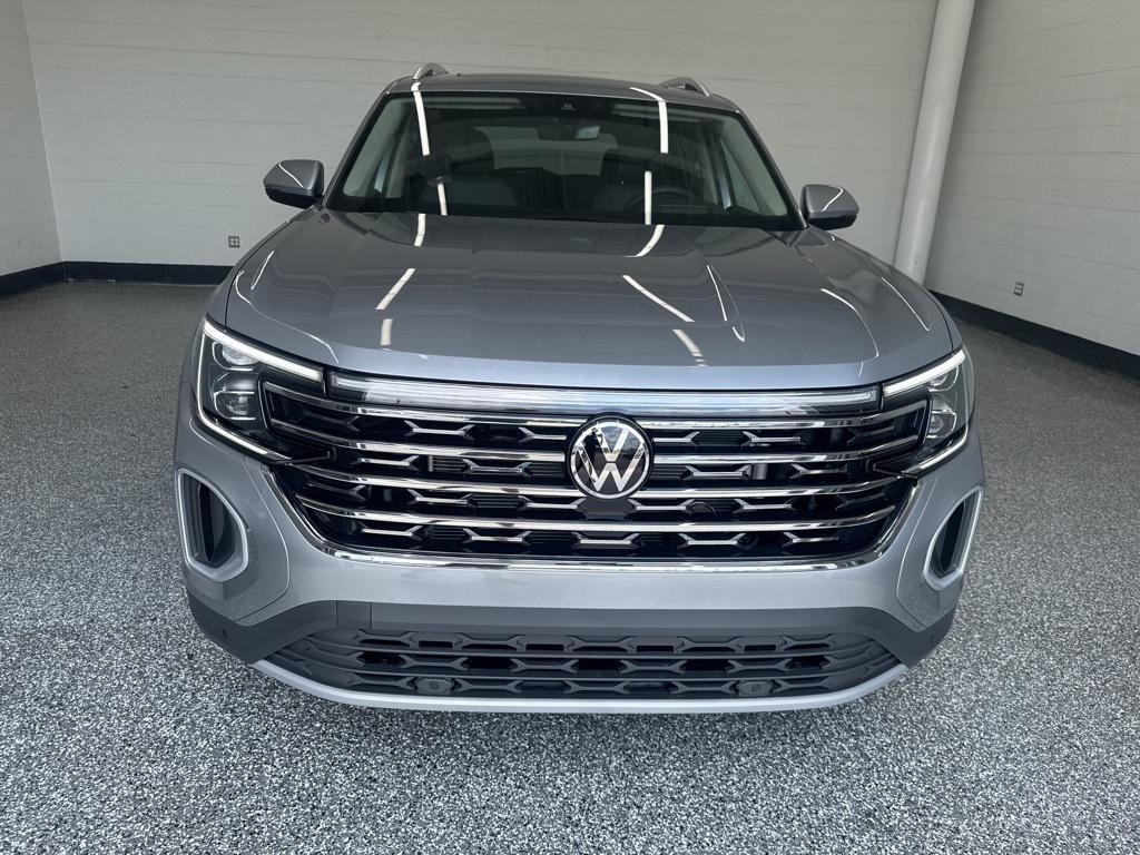 new 2026 Volkswagen Atlas car, priced at $50,821