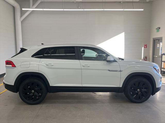 new 2025 Volkswagen Atlas Cross Sport car, priced at $42,661
